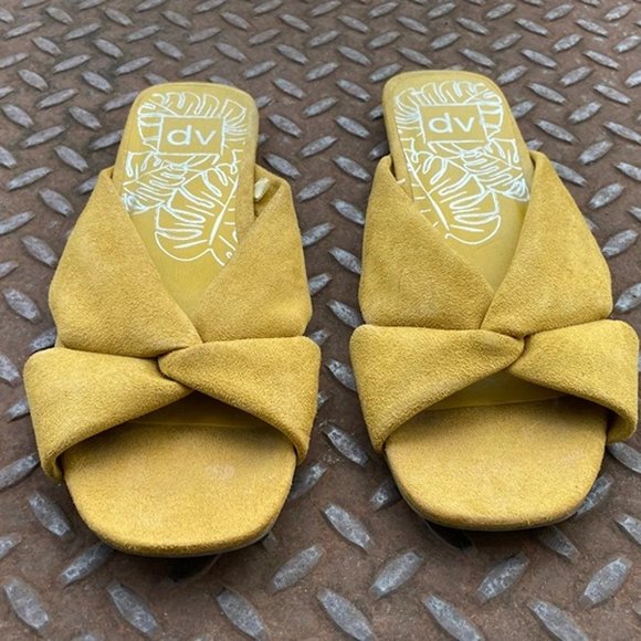 Dolce Vita Women Flat Sandal Yellow Suede Flat Ladies Shoes Size 8 - Picture 6 of 9